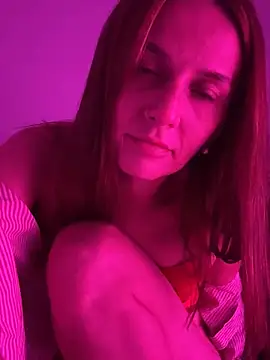 BritneyHall online show from September 10, 7:02 pm