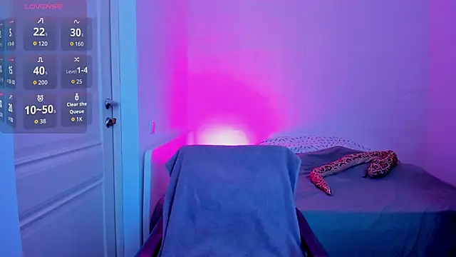 BritneyHall online show from September 25, 8:42 am