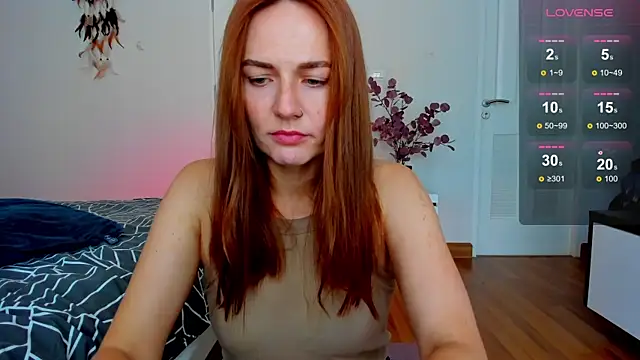 BritneyHall online show from January 5, 6:56 am