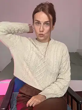 BritneyHall online show from April 23, 8:10 am