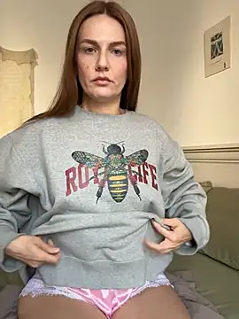 BritneyHall online show from March 13, 9:36 am