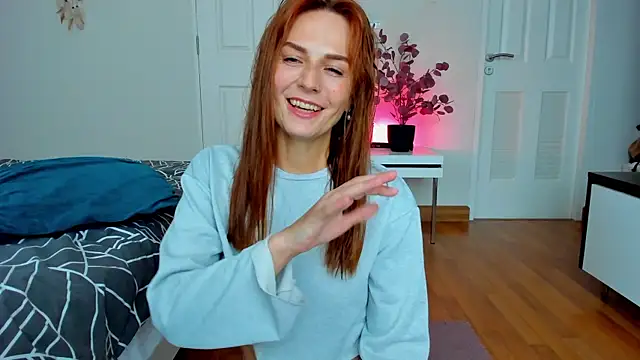 BritneyHall online show from February 27, 8:56 am