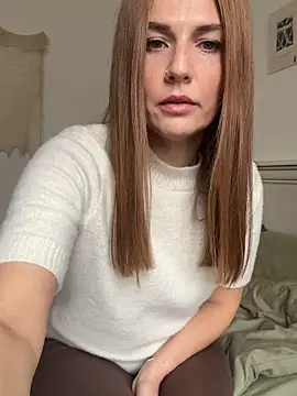 BritneyHall online show from March 23, 9:09 am