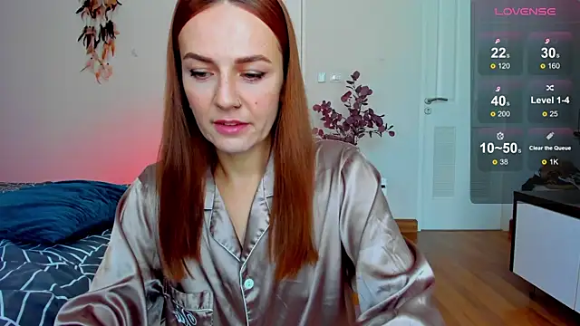 BritneyHall online show from January 14, 7:17 am