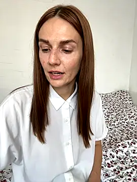 BritneyHall online show from October 20, 7:09 am