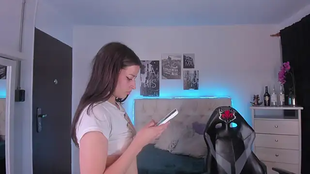 Amaia Daniells online show from January 28, 7:22 am