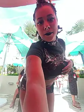 goddessxdreaxo online show from May 12, 4:24 pm