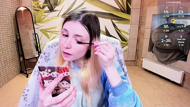 fleximona online show from April 19, 10:05 am