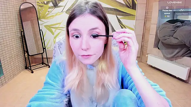 fleximona online show from April 18, 9:33 am