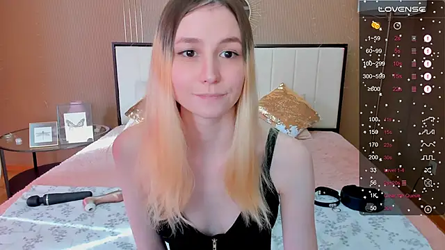 fleximona online show from March 9, 8:40 am