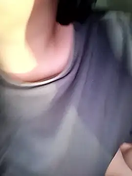 Snapshot of Annerae chatting on January 9, 4:36 pm Annerae online show from January 9, 4:36 pm