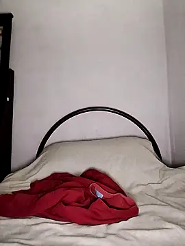 Snapshot of Annerae chatting on January 11, 4:36 pm Annerae online show from January 11, 4:36 pm