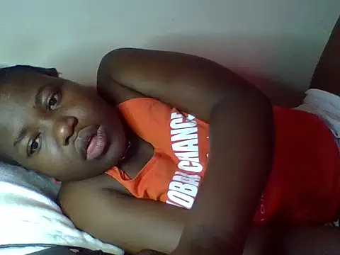 Snapshot of cute-marianna chatting on December 15, 10:32 am cute-marianna online show from December 15, 10:32 am