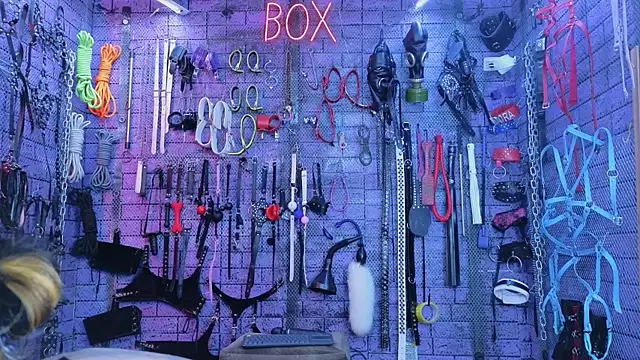 Snapshot of PANDORANEZZ chatting on October 24, 6:45 am PANDORANEZZ online show from October 24, 6:45 am