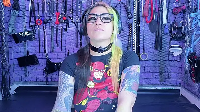 PANDORANEZZ online show from March 19, 12:05 pm