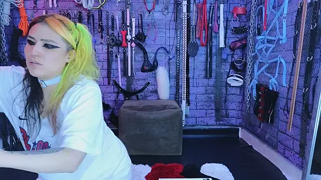 Snapshot of PANDORANEZZ chatting on December 2, 11:06 pm PANDORANEZZ online show from December 2, 11:06 pm