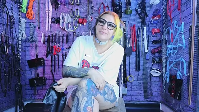 Snapshot of PANDORANEZZ chatting on November 14, 5:49 pm PANDORANEZZ online show from November 14, 5:49 pm