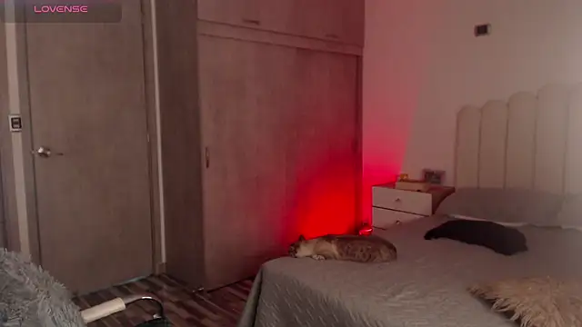 Brown skin11 online show from March 12, 9:41 pm