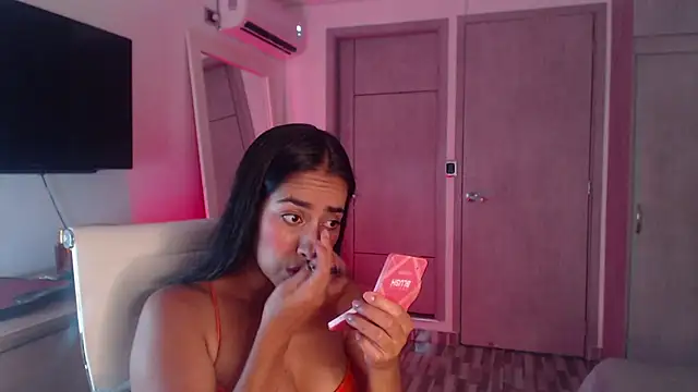 Brown skin11 online show from November 10, 9:20 pm