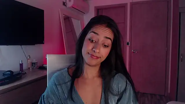 Snapshot of Brown_skin11 chatting on October 17, 10:22 pm Brown skin11 online show from October 17, 10:22 pm
