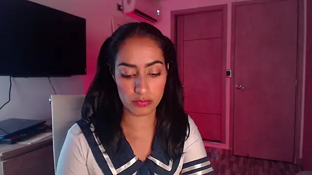 Snapshot of Brown_skin11 chatting on October 1, 10:46 pm Brown skin11 online show from October 1, 10:46 pm