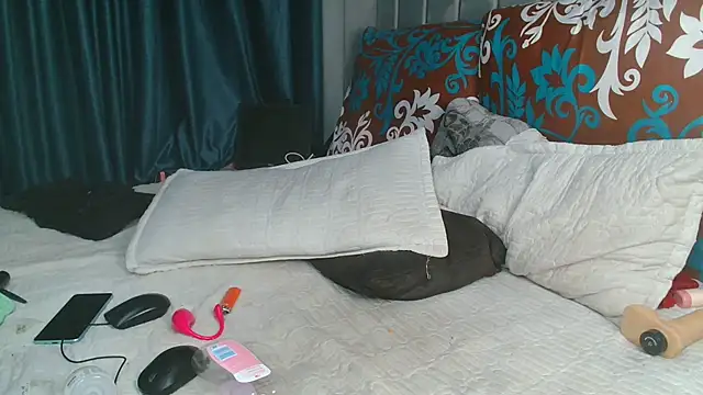 Snapshot of CummSavage chatting on November 1, 2:29 am CummSavage online show from November 1, 2:29 am