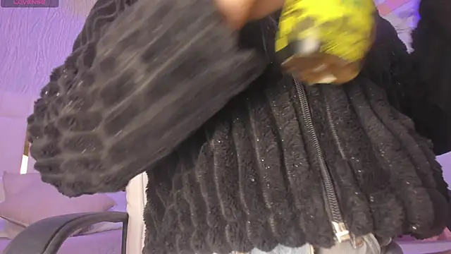 Snapshot of Meghan_stonne_ chatting on October 27, 7:04 pm Meghan stonne online show from October 27, 7:04 pm