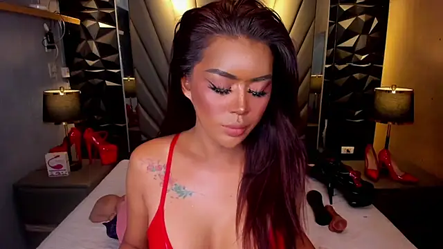 Snapshot of QuiinMollyXxX chatting on February 7, 10:09 pm QuiinMollyXxX online show from February 7, 10:09 pm