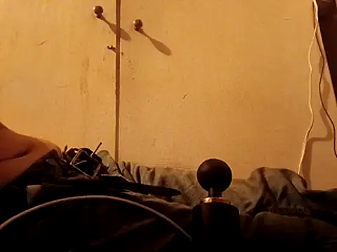 Snapshot of sausylolly chatting on December 14, 2:29 am sausylolly online show from December 14, 2:29 am