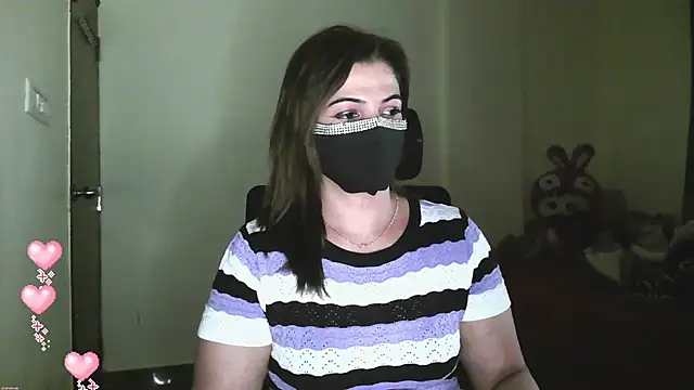 Cute Sonii online show from February 7, 11:40 am