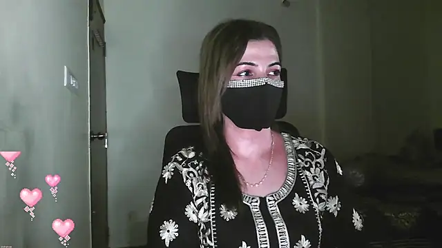 Snapshot of Cute_Sonii chatting on July 18, 1:09 pm Cute Sonii online show from July 18, 1:09 pm
