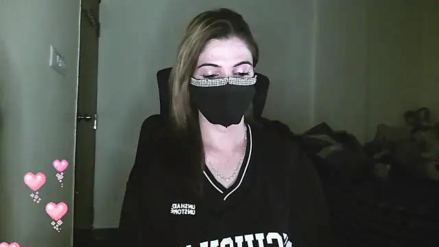 Cute Sonii online show from April 7, 12:40 pm