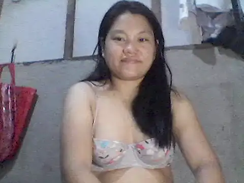 Snapshot of SexyHotMari69 chatting on March 4, 8:27 pm SexyHotMari69 online show from March 4, 8:27 pm