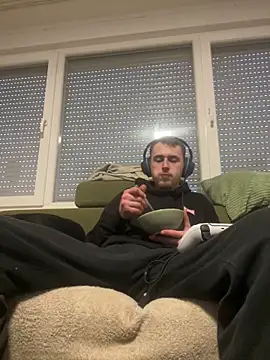 TheJerkingGuy online show from March 11, 5:40 pm