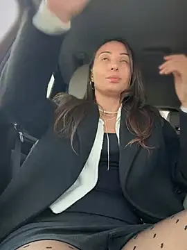 Snapshot of YOUR-KARINA chatting on February 17, 9:24 am YOUR-KARINA online show from February 17, 9:24 am