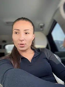 Snapshot of YOUR-KARINA chatting on January 24, 9:06 am YOUR-KARINA online show from January 24, 9:06 am