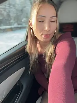 YOUR-KARINA online show from December 19, 6:38 am