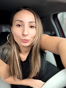 YOUR-KARINA online show from February 6, 8:54 am