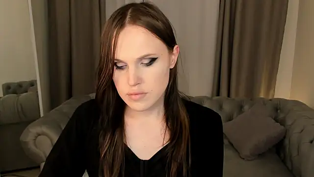 EffieMinki online show from April 8, 8:21 pm