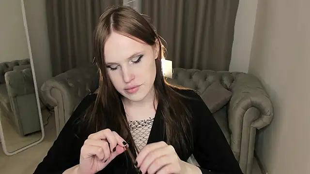 EffieMinki online show from April 16, 8:42 pm