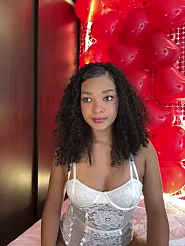 Snapshot of mariam_hill chatting on February 13, 11:15 pm mariam hill online show from February 13, 11:15 pm