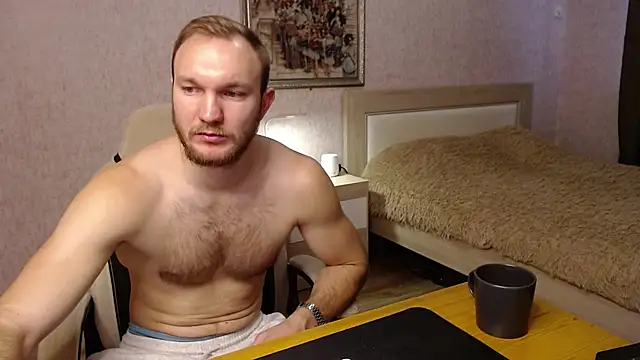 Snapshot of Toress1 chatting on December 16, 8:40 am Toress1 online show from December 16, 8:40 am