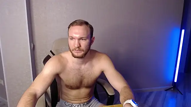 Snapshot of Toress1 chatting on March 14, 8:10 am Toress1 online show from March 14, 8:10 am