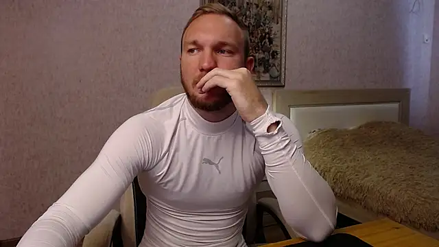 Snapshot of Toress1 chatting on September 27, 12:00 pm Toress1 online show from September 27, 12:00 pm