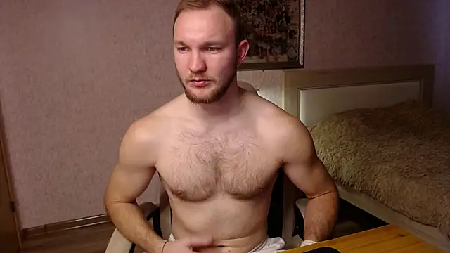 Snapshot of Toress1 chatting on February 8, 10:24 am Toress1 online show from February 8, 10:24 am