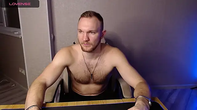 Snapshot of Toress1 chatting on March 19, 6:23 pm Toress1 online show from March 19, 6:23 pm