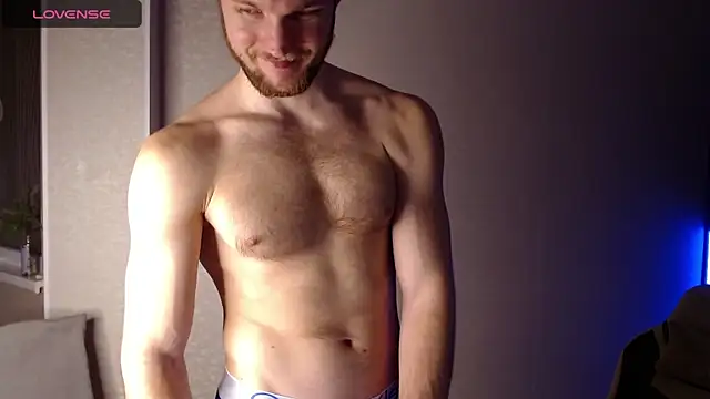 Snapshot of Toress1 chatting on March 5, 8:00 pm Toress1 online show from March 5, 8:00 pm