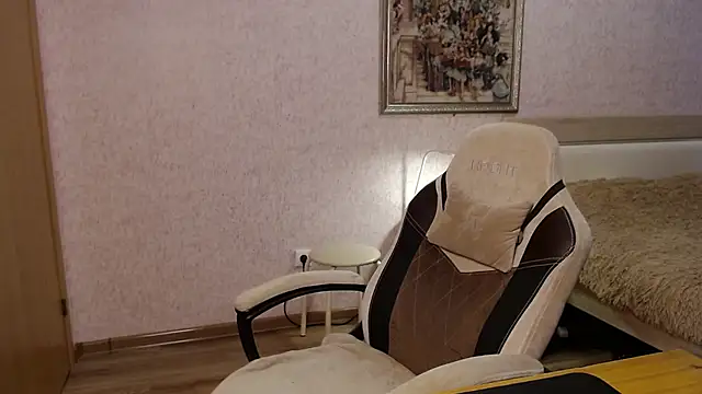 Snapshot of Toress1 chatting on October 8, 9:22 am Toress1 online show from October 8, 9:22 am