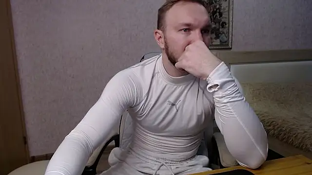 Snapshot of Toress1 chatting on February 12, 2:17 pm Toress1 online show from February 12, 2:17 pm