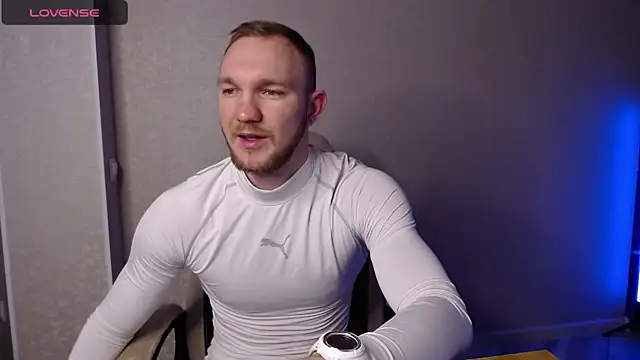 Snapshot of Toress1 chatting on March 20, 6:08 am Toress1 online show from March 20, 6:08 am